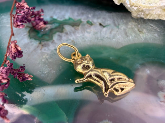 18 karaat gouden poezen hanger