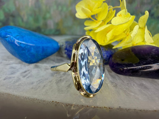 14 karaat gouden spinel ring