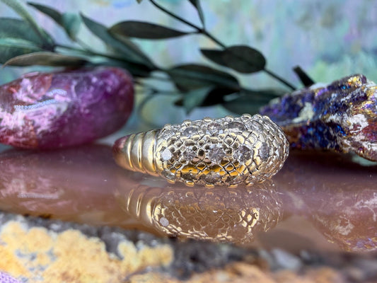 14 karaat gouden ring met diamantjes