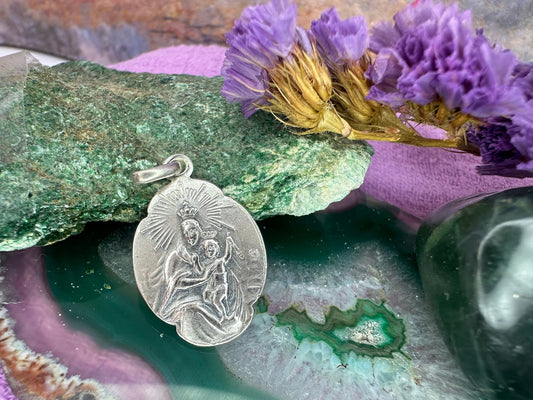 Zilveren hanger relikwie