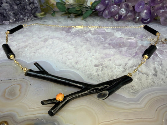 14 karaat gouden zwarte koraal ketting