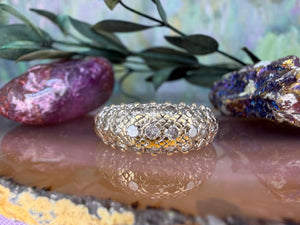 14 karaat gouden ring met diamantjes 14 karaat gouden ring met diamantjes