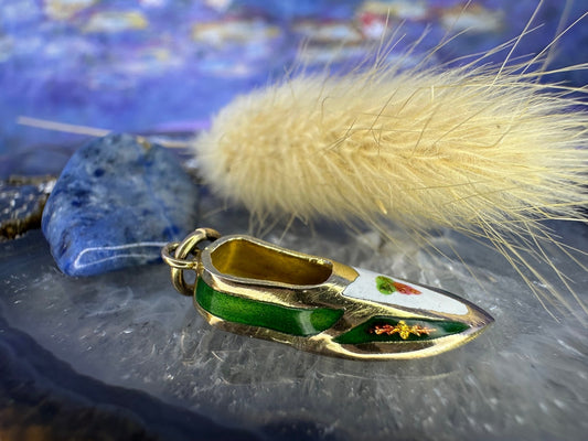 14 karaat gouden hanger muiltje