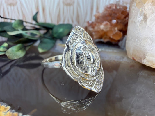 Zilveren bewerkte ring