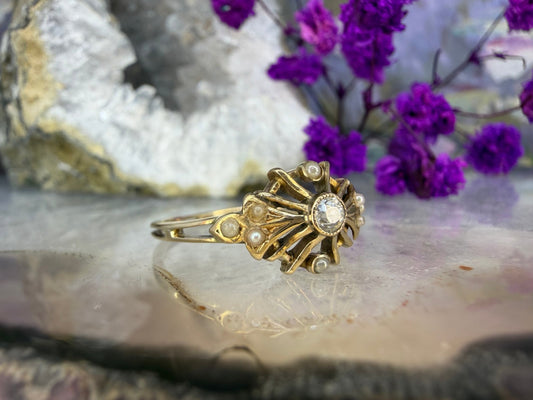 18 karaat gouden diamant en parel ring
