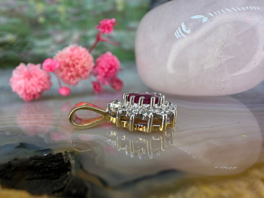 14 karaat gouden robijn hanger
