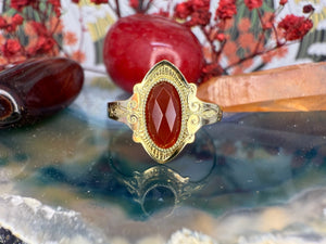 14 karaat gouden ring met carneool 14 karaat gouden ring met carneool