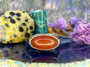 Zilveren ring met rode steen Zilveren ring met rode steen