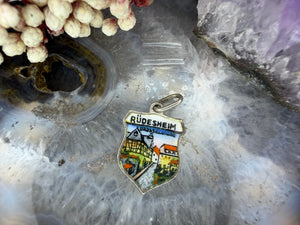 Zilveren souvenir hangertje ‘Rüdesheim’ Zilveren souvenir hangertje ‘Rüdesheim’