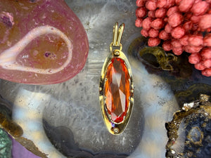 14 karaat gouden saffier hanger 14 karaat gouden saffier hanger