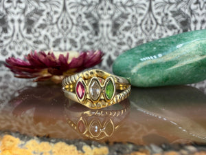 14 karaat gouden ring met steentjes 14 karaat gouden ring met steentjes