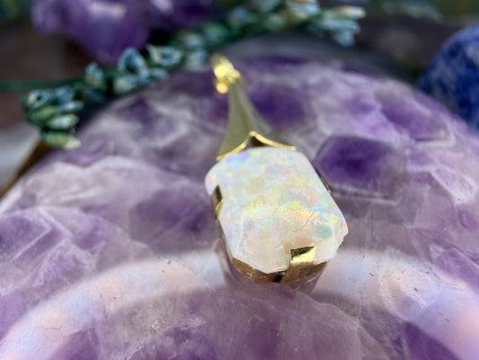 14 karaat gouden opaal hanger