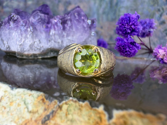 14 karaat gouden peridot ring