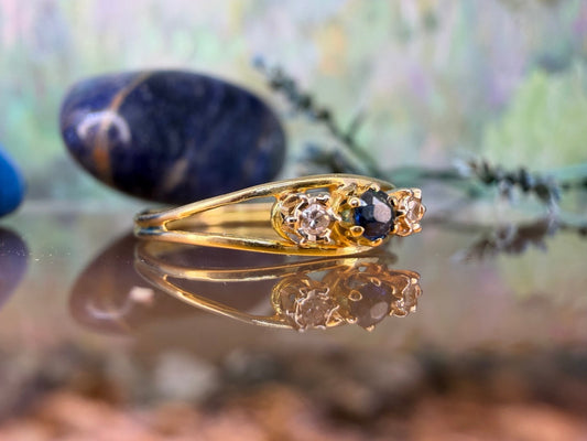 18 karaat gouden saffier en diamant ring