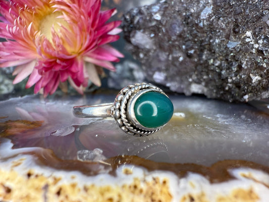 Zilveren chalcedoon ring