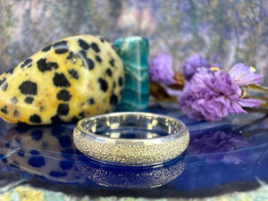 Zilveren ring structuur Zilveren ring structuur