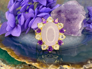 14 karaat gouden ring met jade, amethist en topaas 14 karaat gouden ring met jade, amethist en topaas