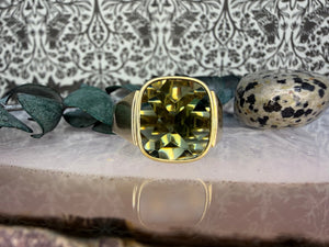 14 karaat gouden topaas ring 14 karaat gouden topaas ring