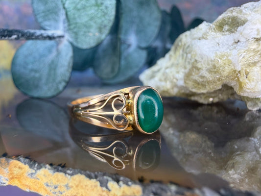 14 karaat gouden chrysopraas ring