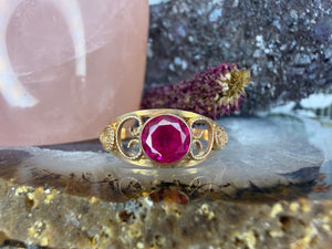 14 karaat gouden robijn ring