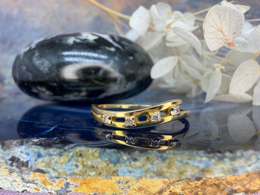 18 karaat gouden ring met diamanten