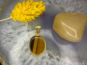 14 karaat gouden tijgeroog hanger