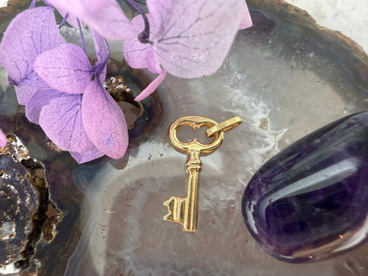 18 karaat gouden sleutel hanger