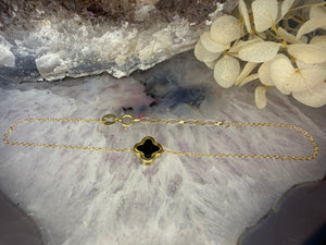 18 karaat gouden klaver armband