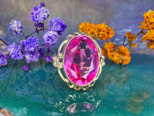 14 karaat gouden ring met robijn