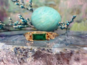 14 karaat gouden smaragd ring