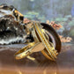 14 karaat gouden tijgeroog ring