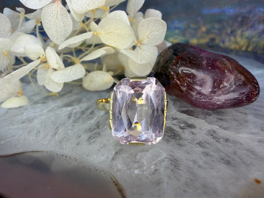 14 karaat gouden roze spinel ring