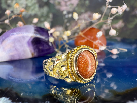 14 karaat gouden ring met goudsteen