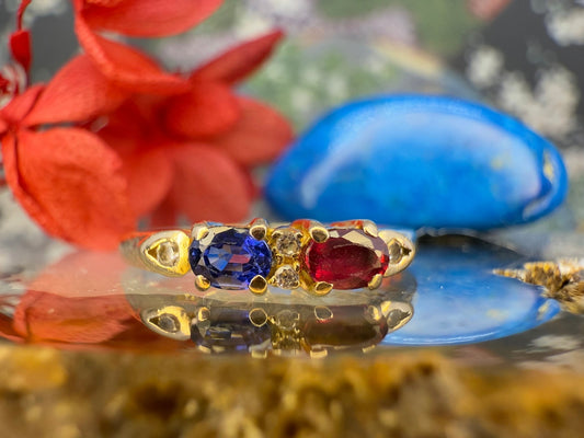 14 karaat gouden ring met saffier en robijn