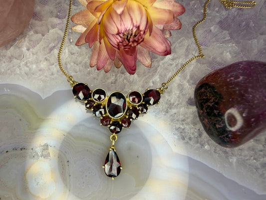 8 karaat granaat ketting