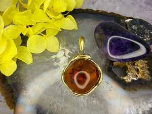 18 karaat gouden amber hanger