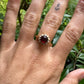 18 karaat gouden ring met granaat en parels