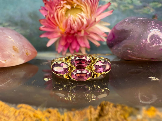 9 karaat ring met roze toermalijn