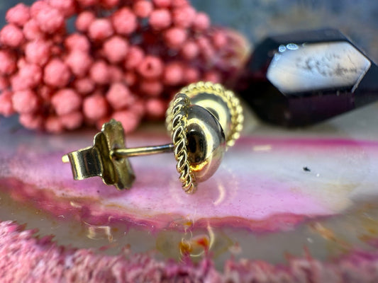 14 karaat gouden oorknoppen