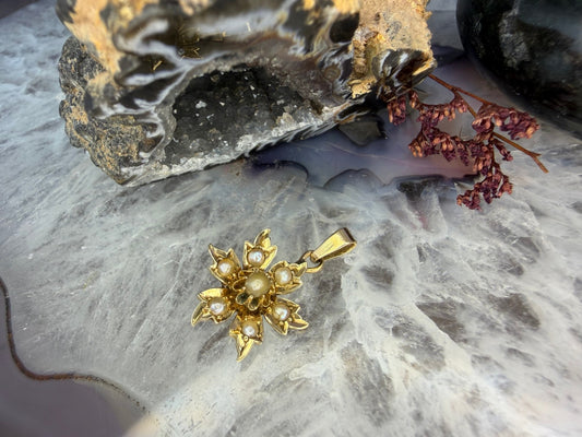 14 karaat gouden parel hanger