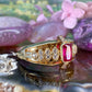 14 karaat gouden ring met robijn
