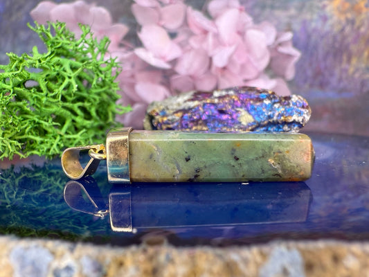 14 karaat gouden chrysopraas hanger