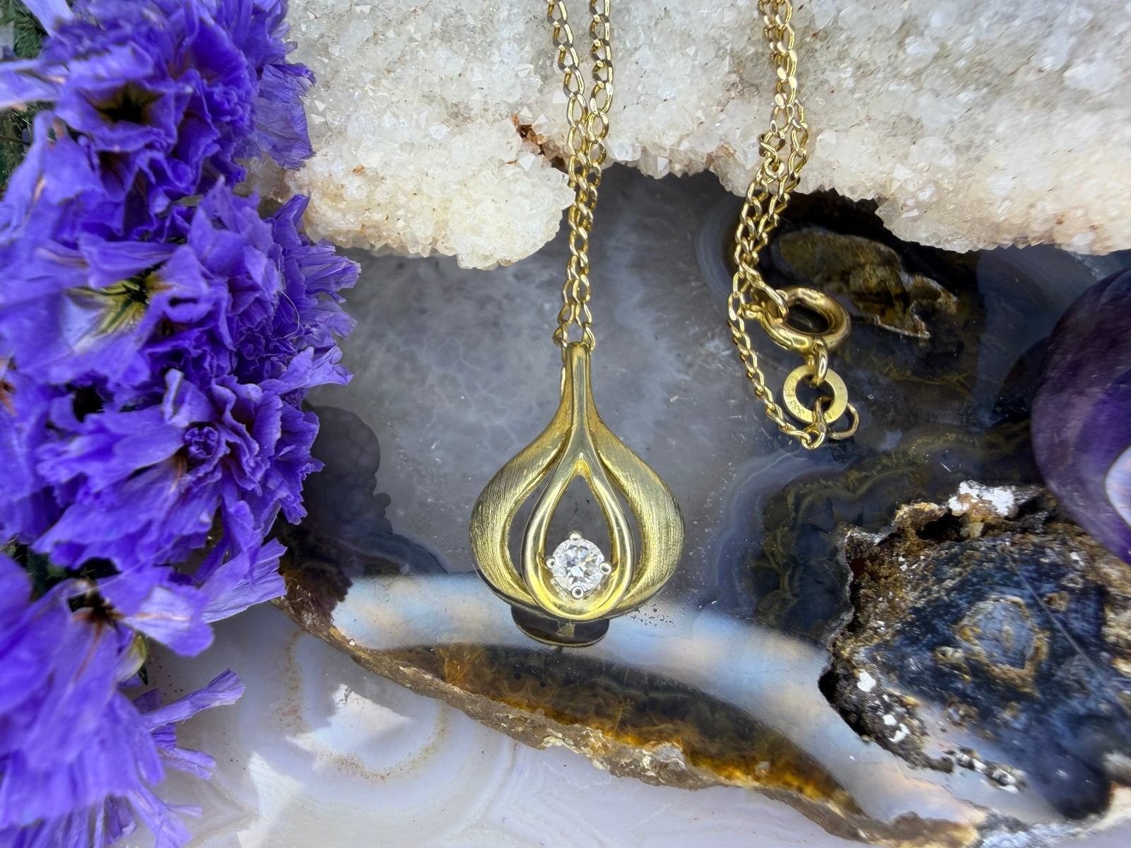 8 karaat ketting met diamant hanger