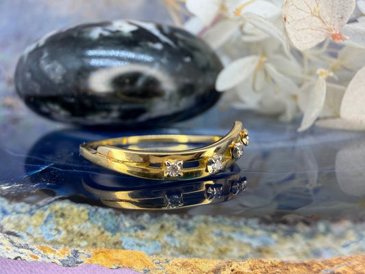 18 karaat gouden ring met diamanten