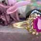 14 karaat gouden robijn en diamant ring