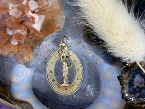 14 karaat gouden hanger Vrijheidsbeeld