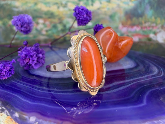 14 karaat gouden bloedkoraal ring