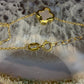 18 karaat gouden klaver armband
