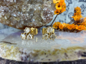 14 karaat gouden oorknoppen met diamanten