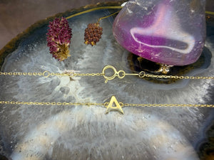 14 karaat gouden ‘A’ armbandje